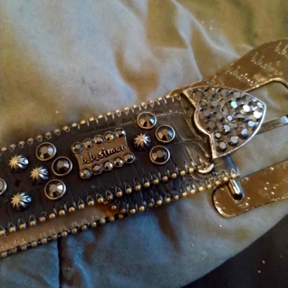 B.B Simon belt